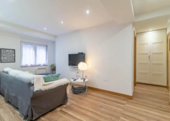 La Caseta De Cienfuegos 기욘